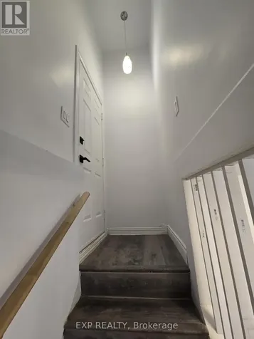 20 Newhaven Street Ottawa ON K2G 0X5