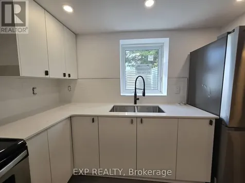 20 Newhaven Street Ottawa ON K2G 0X5