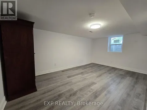 20 Newhaven Street Ottawa ON K2G 0X5