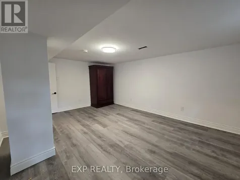 20 Newhaven Street Ottawa ON K2G 0X5