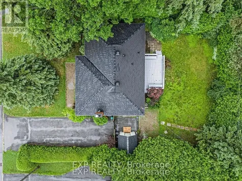 20 Newhaven Street Ottawa ON K2G 0X5