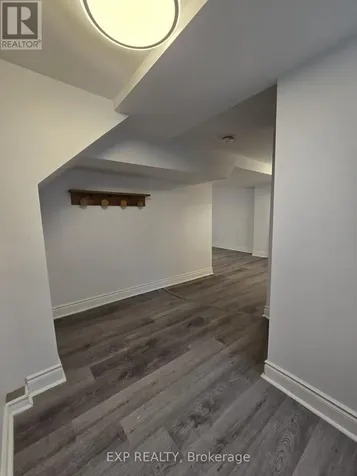 20 Newhaven Street Ottawa ON K2G 0X5