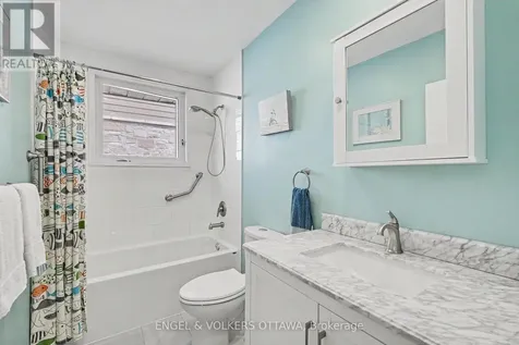 1113 Field Street Ottawa ON K2C 2P6