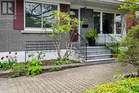 1113 Field Street Ottawa ON K2C 2P6