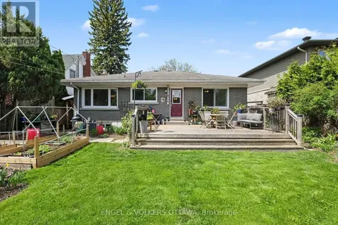 1113 Field Street Ottawa ON K2C 2P6