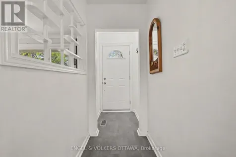 1113 Field Street Ottawa ON K2C 2P6