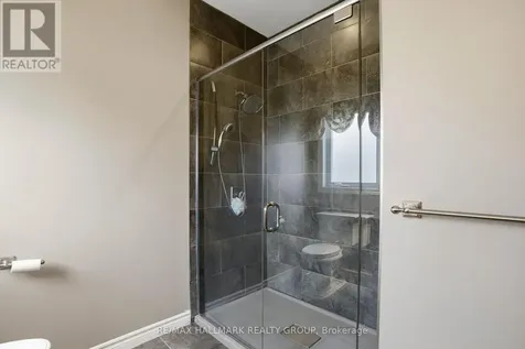 1028 Laviolette Street Clarence-rockland ON K4K 1B8