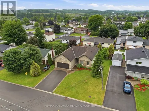 1028 Laviolette Street Clarence-rockland ON K4K 1B8