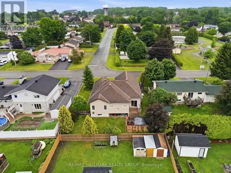 1028 Laviolette Street Clarence-rockland ON K4K 1B8