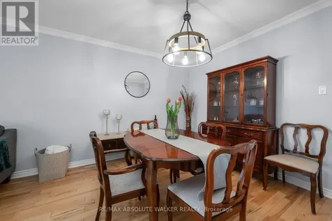 2061 Legrand Crescent Ottawa ON K1E 3R1