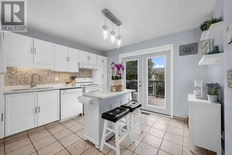 2061 Legrand Crescent Ottawa ON K1E 3R1