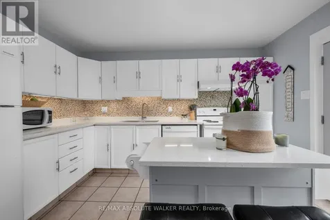 2061 Legrand Crescent Ottawa ON K1E 3R1