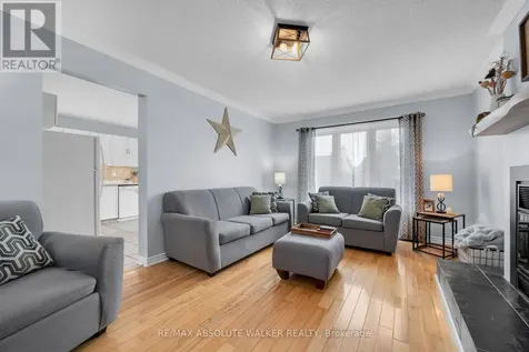 2061 Legrand Crescent Ottawa ON K1E 3R1