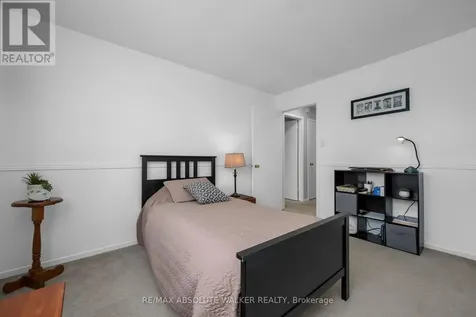2061 Legrand Crescent Ottawa ON K1E 3R1