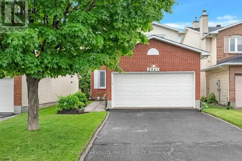 2061 Legrand Crescent Ottawa ON K1E 3R1