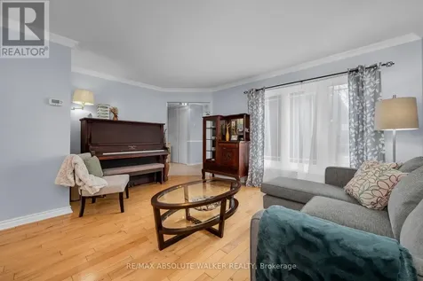2061 Legrand Crescent Ottawa ON K1E 3R1