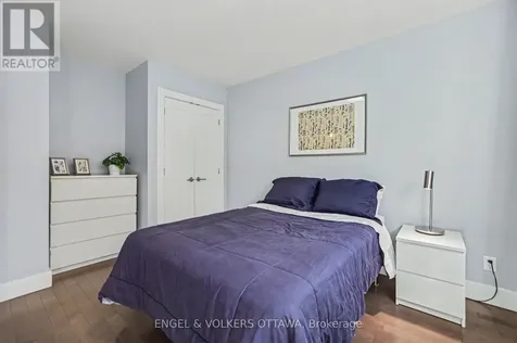 1299 Alloway Crescent Ottawa ON K1K 3Y9