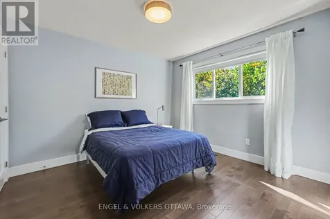 1299 Alloway Crescent Ottawa ON K1K 3Y9