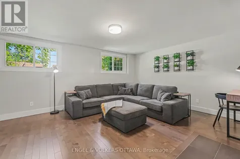 1299 Alloway Crescent Ottawa ON K1K 3Y9