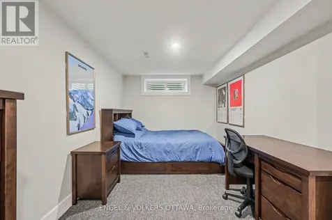 1299 Alloway Crescent Ottawa ON K1K 3Y9