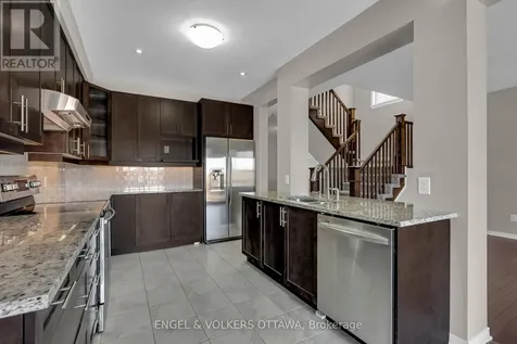 40 Tapadero Avenue Ottawa ON K2V 0E2