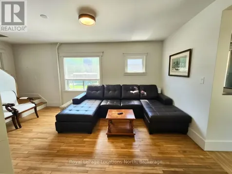176 Richmond Street South Meaford ON N4L 1B3