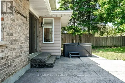86 Freeland Drive Stratford ON N4Z 1H1