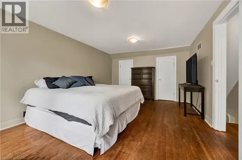 45 Glendale Road Kitchener ON N2H 2Z7