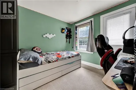 45 Glendale Road Kitchener ON N2H 2Z7