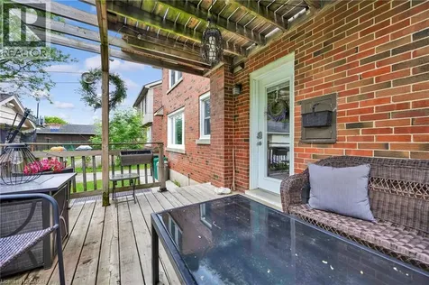45 Glendale Road Kitchener ON N2H 2Z7