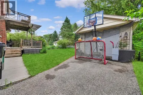 45 Glendale Road Kitchener ON N2H 2Z7