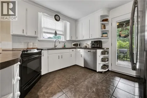 45 Glendale Road Kitchener ON N2H 2Z7