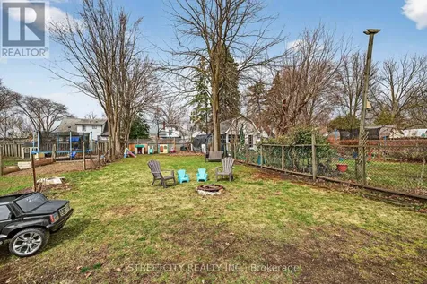 12 Pearl Street Tillsonburg ON N4G 1L3