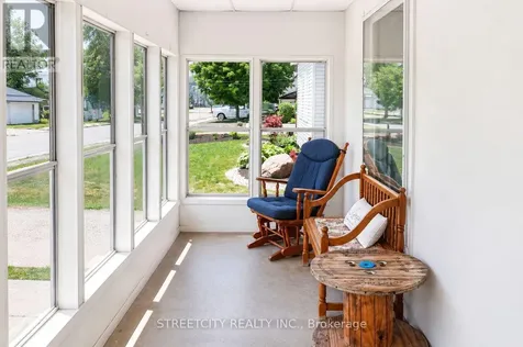 12 Pearl Street Tillsonburg ON N4G 1L3