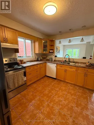 60 Everglade Crescent Kitchener ON N2E 3Y6