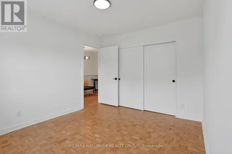 660 Hochelaga Street Ottawa ON K1K 2E9