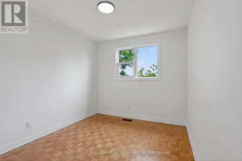 660 Hochelaga Street Ottawa ON K1K 2E9