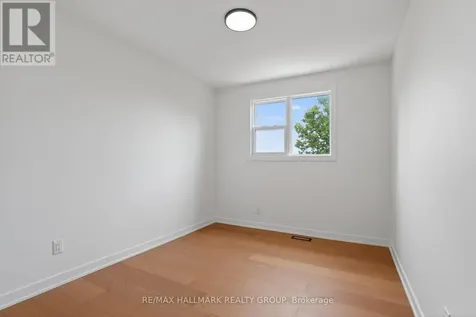 660 Hochelaga Street Ottawa ON K1K 2E9