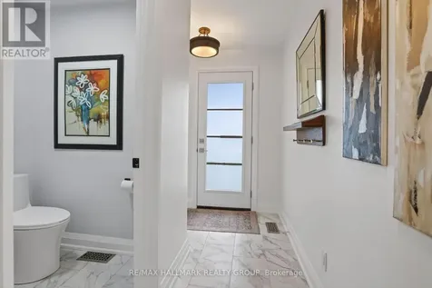 660 Hochelaga Street Ottawa ON K1K 2E9