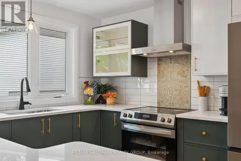 660 Hochelaga Street Ottawa ON K1K 2E9