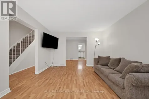 1107 Meadowlands Drive Ottawa ON K2C 0K5