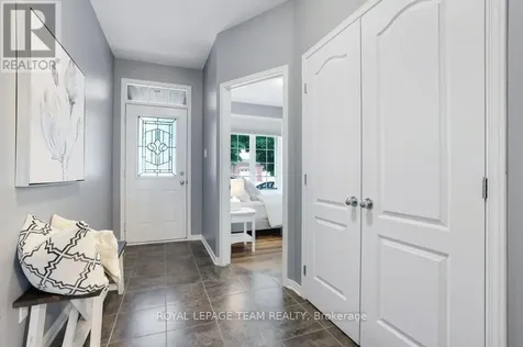 556 Dalewood Crescent Ottawa ON K2S 0L3
