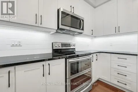 702 Vivera Place Ottawa ON K2S 2M8