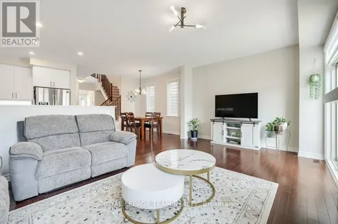 702 Vivera Place Ottawa ON K2S 2M8