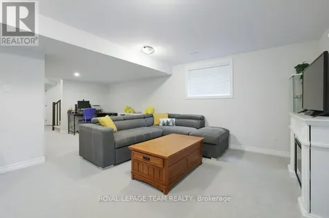 702 Vivera Place Ottawa ON K2S 2M8