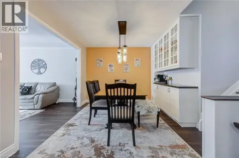 2348 Malcolm Crescent Burlington ON L7P 4H4