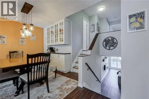 2348 Malcolm Crescent Burlington ON L7P 4H4