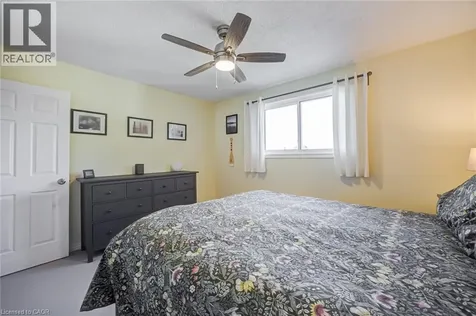 2348 Malcolm Crescent Burlington ON L7P 4H4