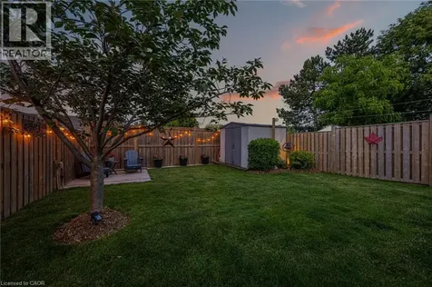 2348 Malcolm Crescent Burlington ON L7P 4H4