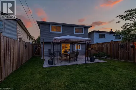 2348 Malcolm Crescent Burlington ON L7P 4H4
